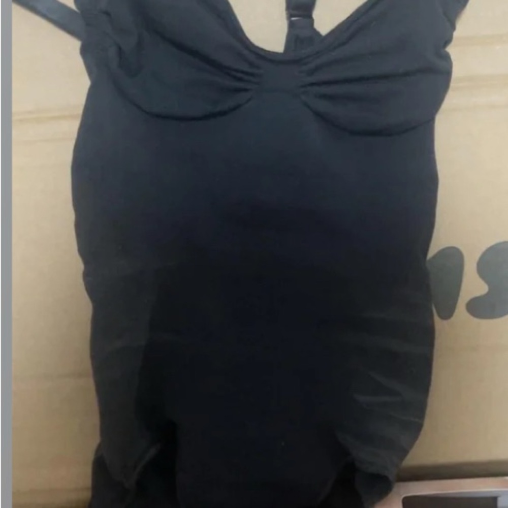 SKIMS Black Seamless Sculpt Bodysuit